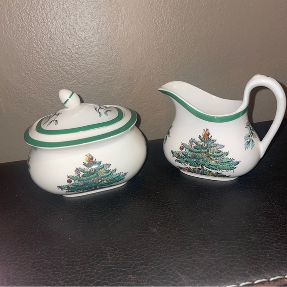 Spode Christmas Tree Sugar and Creamer Set - Picture 2 of 9